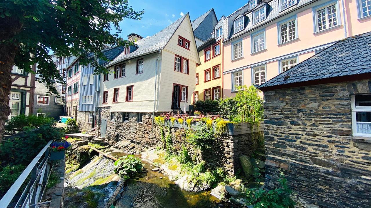 Monschau-Auszeit: Historisch Wohnen Direkt Am Bach Villa Exteriör bild